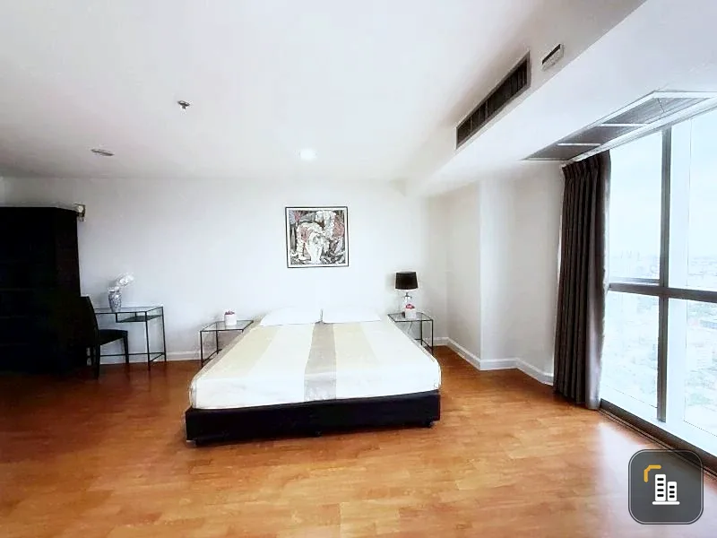 Condo for rent! The Waterford Diamond Sukhumvit 30/1, 38th floor, beautiful room, fully furnished, ready to move in. Don't miss out!!