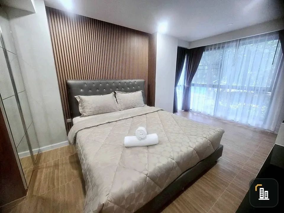 For rent Dusit Grand Park, large room, comfortable living, plenty of usable space, convenient and complete here. Come and reserve now.