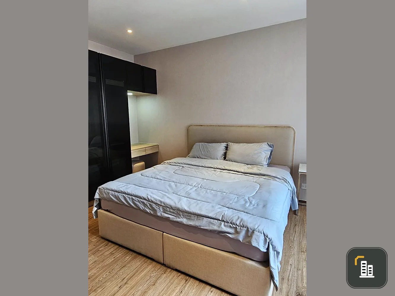 For rent ONCE PATTAYA Studio room, fully furnished and equipped with appliances. Reserve now.