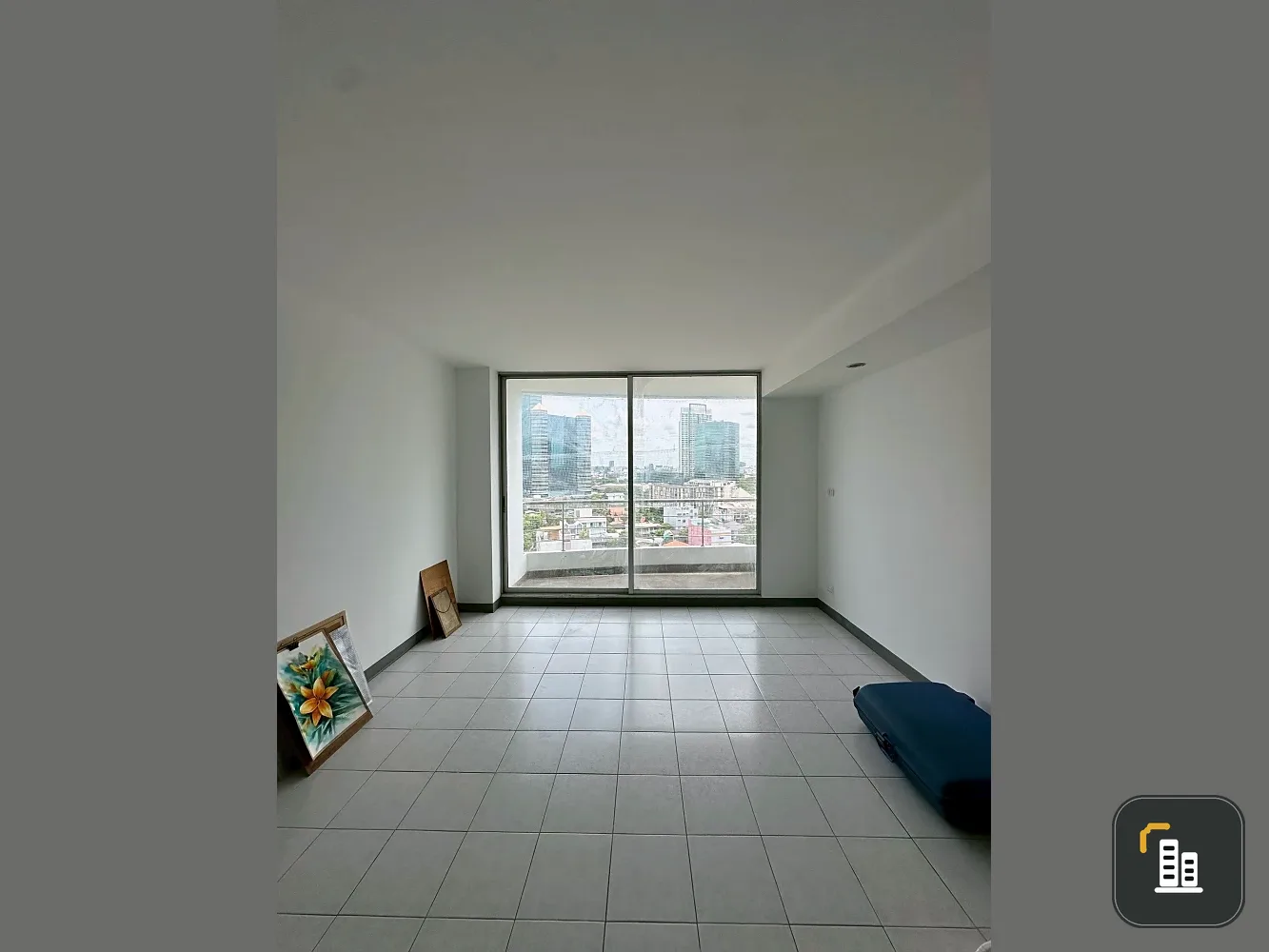 For sale: Supalai Park Phahon Yothin 21, 10th floor, spacious and airy room. People who like to decorate their rooms must not miss it.