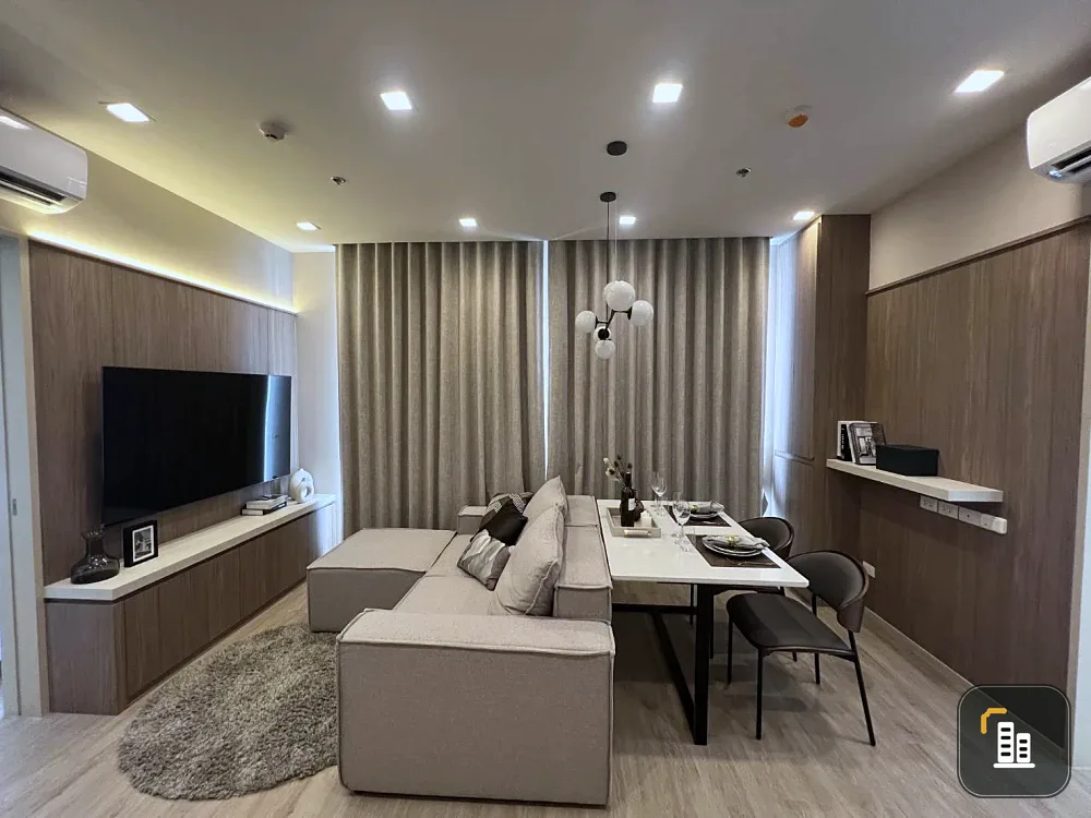Condo for rent at Noble State 39. Beautiful unit, fully furnished, ready to move in. Don't miss out!!