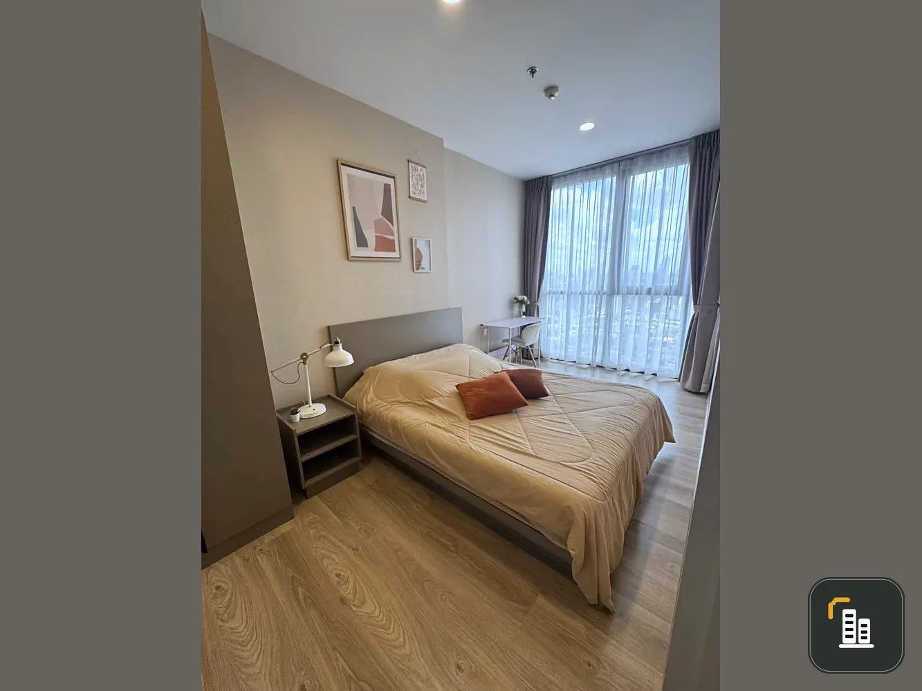 For rent: Oka Haus, 46th floor, very high, with a great city view, open and airy, no blocked view. Don't miss it!