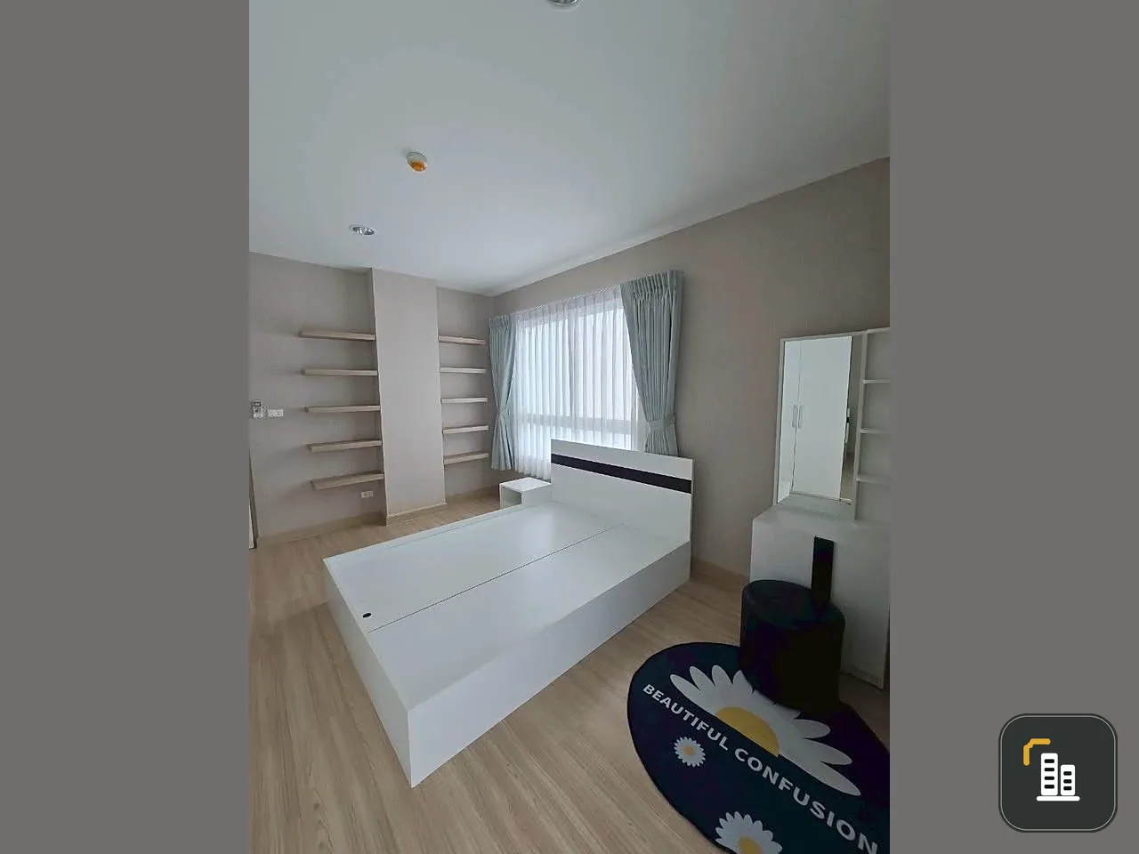 For sale: The Kith Tiwanon, 6th floor, corner room, 2 bedrooms, 2 balconies, complete amenities, reserve now.