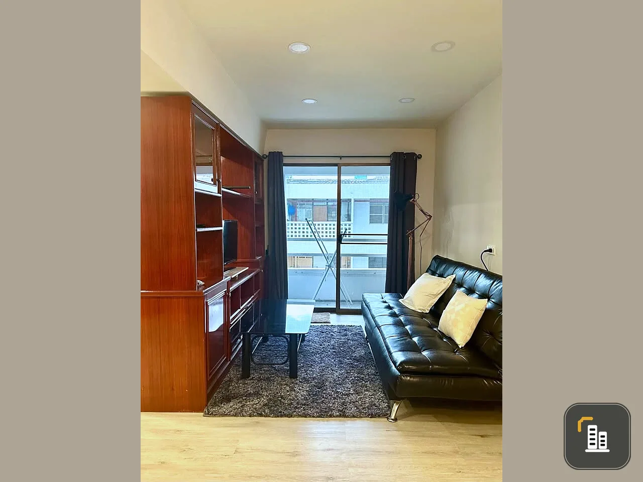 For rent: Thonglor Tower, 2 bedrooms, 2 bathrooms, fully furnished, don't miss it!