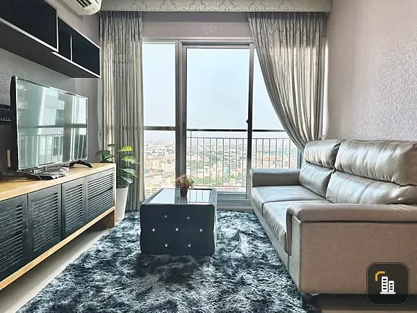 For sale: Life Ratchadapisek, corner unit with privacy, plenty of usable space, beautiful view, not blocked, hurry and reserve now!