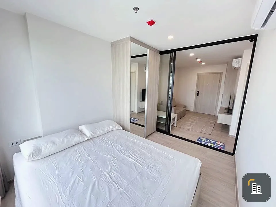 Origin Plug & Play E22 Station for rent, a lovely room with complete furniture and appliances. Just bring your bags and move in!
