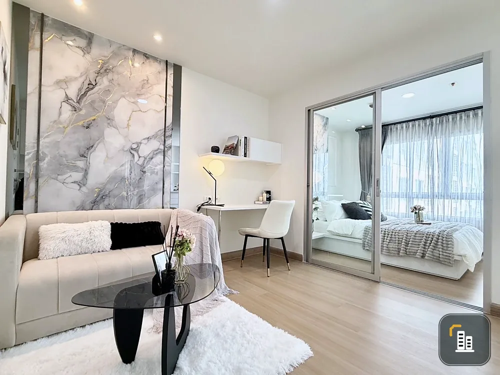 Urgent sale!! Condo The Trust Residence Pinklao (Borommaratchachonnani). Fully furnished with amenities. Ready to move in. Don't miss out!!