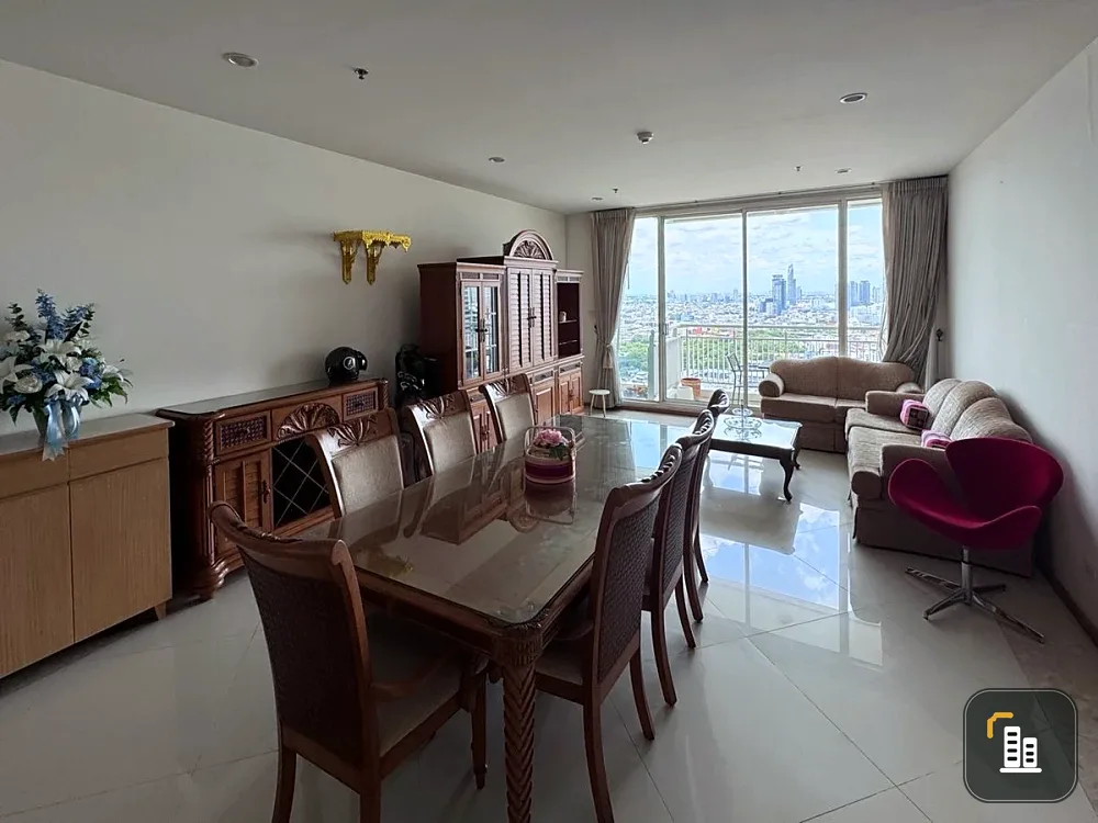For sale: The Empire Place Sathorn, 2 bedrooms, fully furnished, nice to live in. If interested, hurry and reserve now, don't delay.