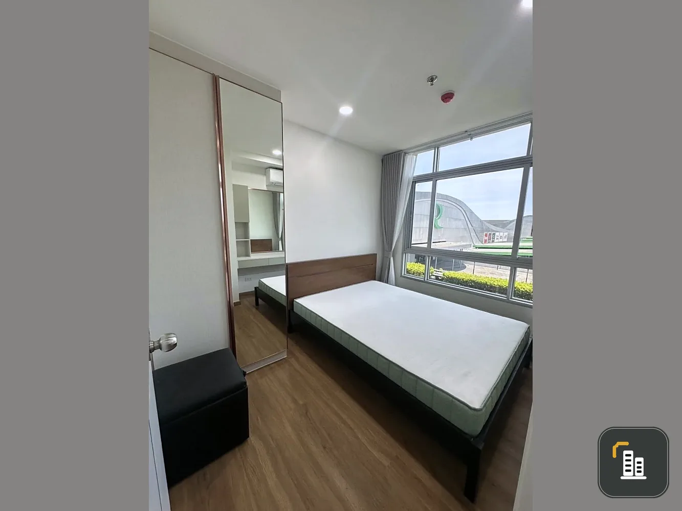 For rent!! The President Sukhumvit-Samut Prakan Condo, fully furnished, move in ready! Don't miss out!!
