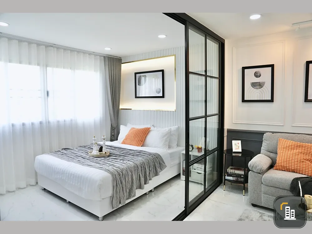 For sale: Lumpini Center Nawamin. Hurry! Beautiful rooms like this don't come around very often. Well-proportioned. Reserve now if you're interested.