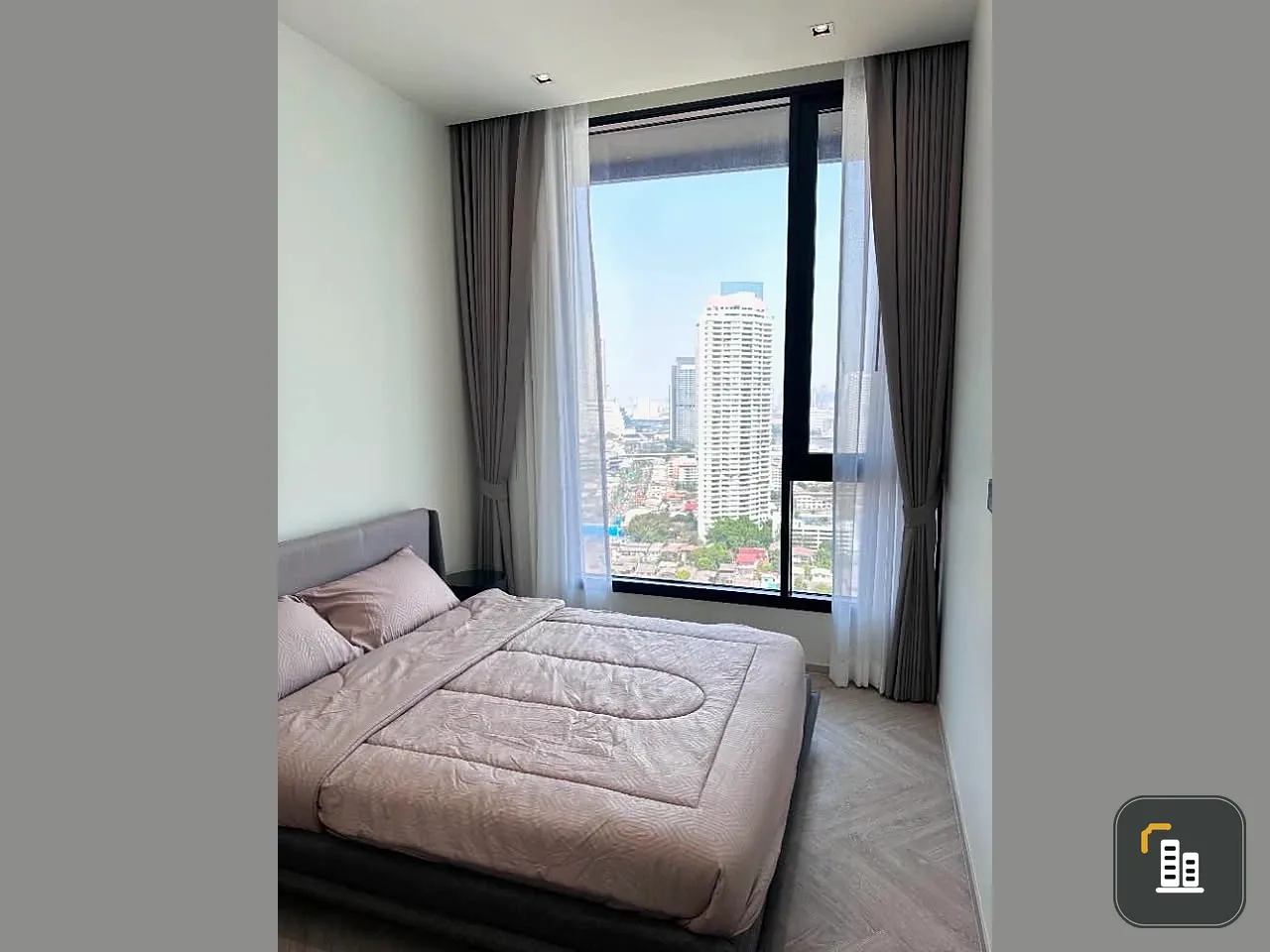 Chapter Charoennakhon-Riverside for rent, spacious room with plenty of usable space, good location, beautiful city view from high floor, reserve now!