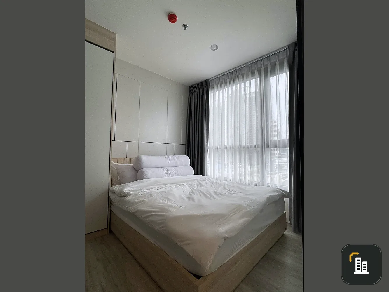 XT Huaikhwang for rent, well-built bedroom, fully furnished, must reserve this type.