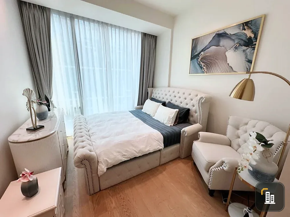 For rent!! Condo 28 Chidlom, 16th floor, beautiful condo, luxuriously decorated, fully furnished, ready to move in. Don't miss it!!