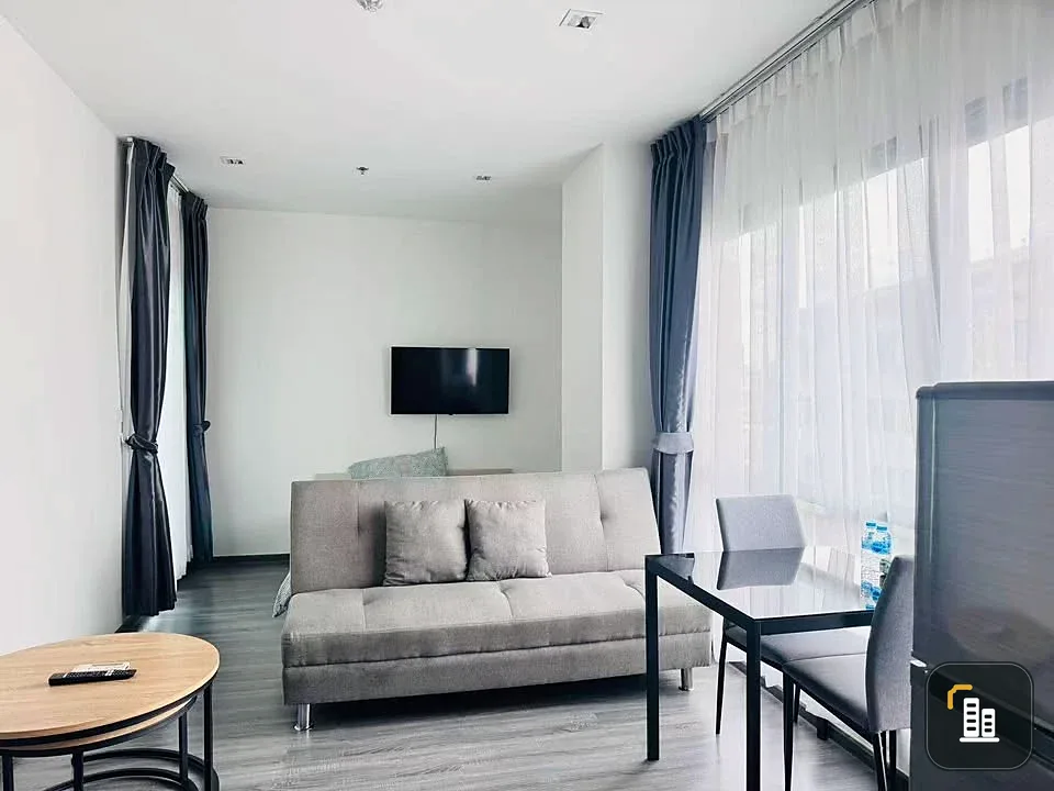 For rent: The Rich Sathorn–Taksin, ready to move in, fully equipped with amenities. Hurry and reserve now, don't miss out!