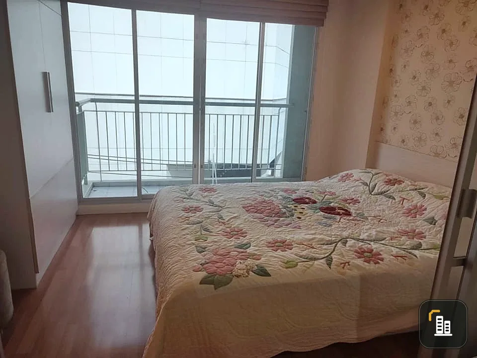 For sale: Lumpini Place Ramintra-Lak Si, Building F, 4th floor, sample room, same floor as fitness center, swimming pool. Interested? Reserve now!