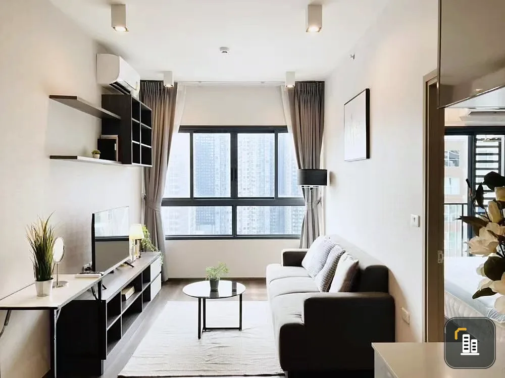 For rent: Ideo Rama 9-Asoke, very high floor, 2 bedrooms, exactly like in the picture. Interested? Reserve now!