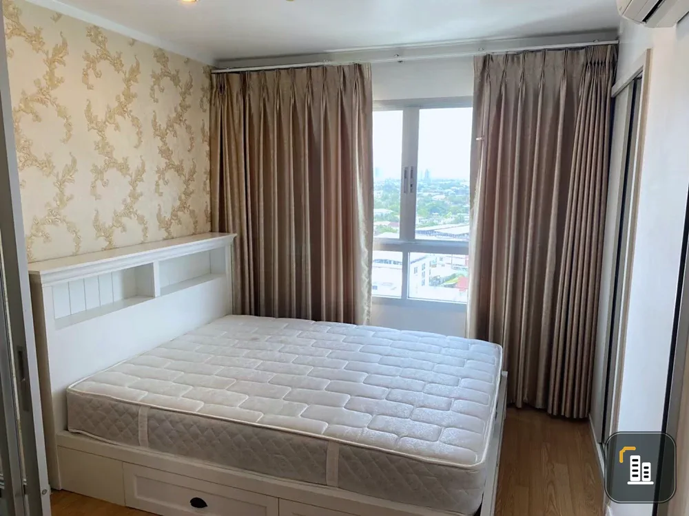 For rent: Lumpini Ville Sukhumvit 77-2 bedrooms with beautiful wallpaper and complete furniture. Reserve now!