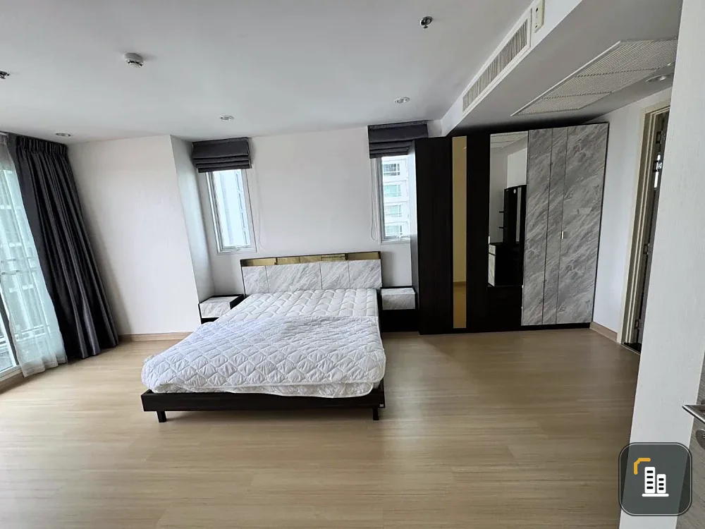 Supalai Riva Grande Rama 3 for rent, 11th floor, Chao Phraya River view, comes with plenty of usable space, you definitely can't miss it.
