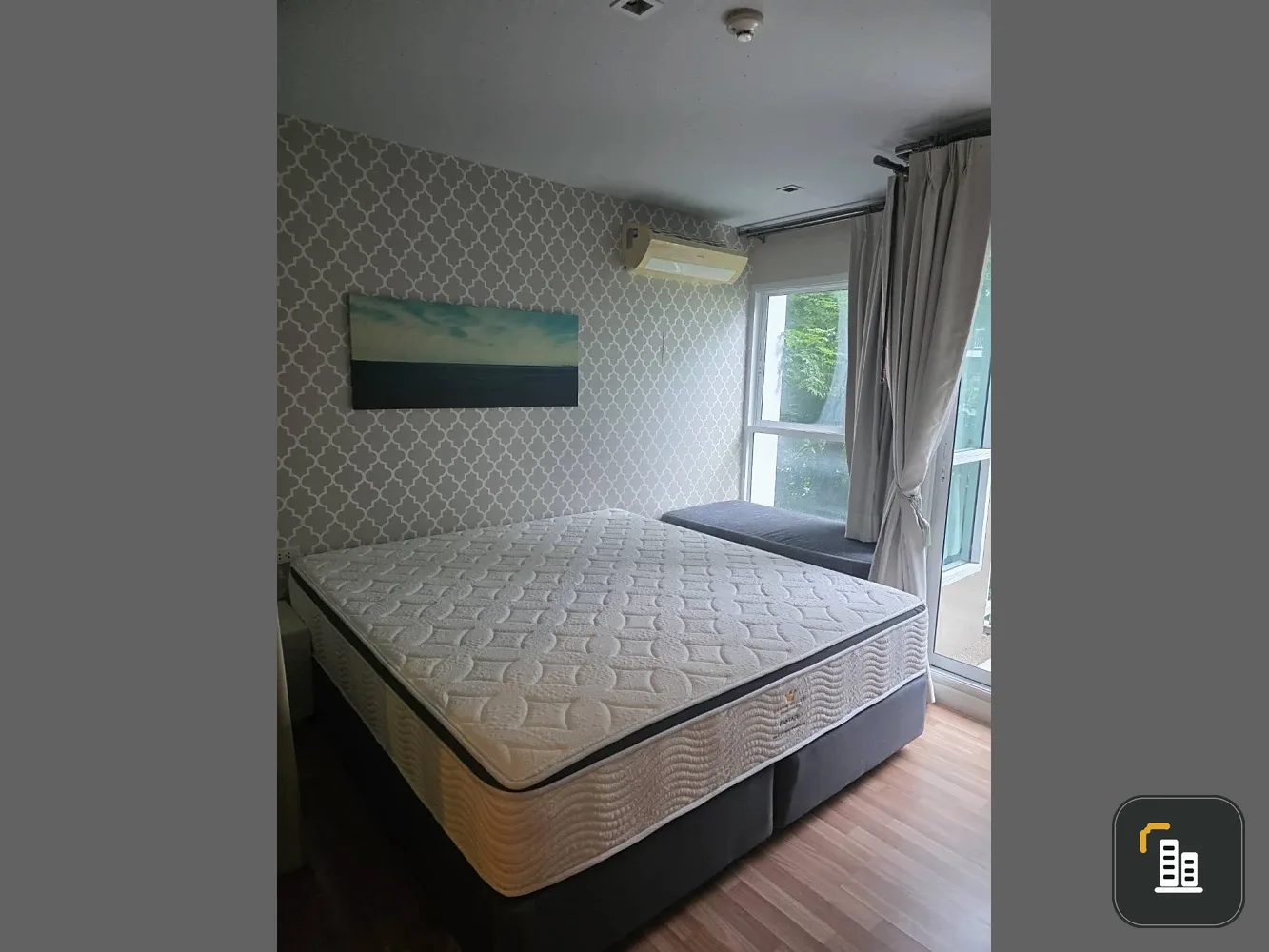 For sale: WE Condo, beautifully decorated room with a theme, fully furnished, good location, with beautiful wallpaper. Reserve now!