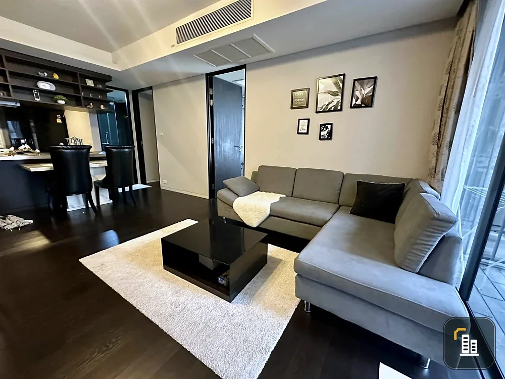 For sale or rent: Siamese Gioia, 2 bedrooms, 2 bathrooms, plenty of living space, great pool view, ready to move in, don't delay!