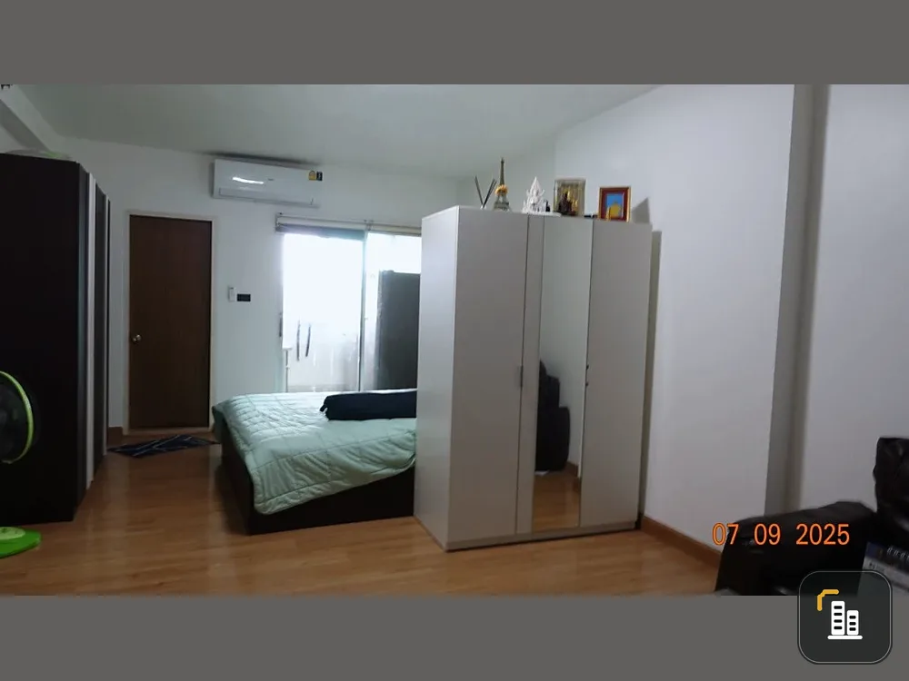 For sale: Supalai Park Srinakarin, 1 bedroom, 1 bathroom, 6th floor, open view, not blocked, fully furnished, don't miss out!