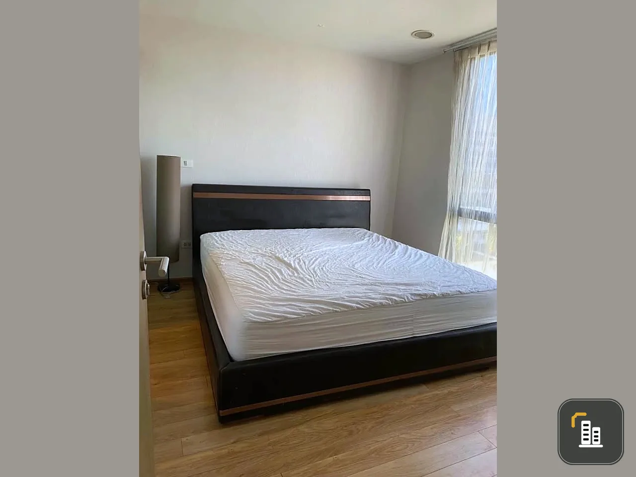 For sale: The TEMPO Phaholyothin 2, 8th floor, top floor, open view, plenty of usable space. Come and own it today.