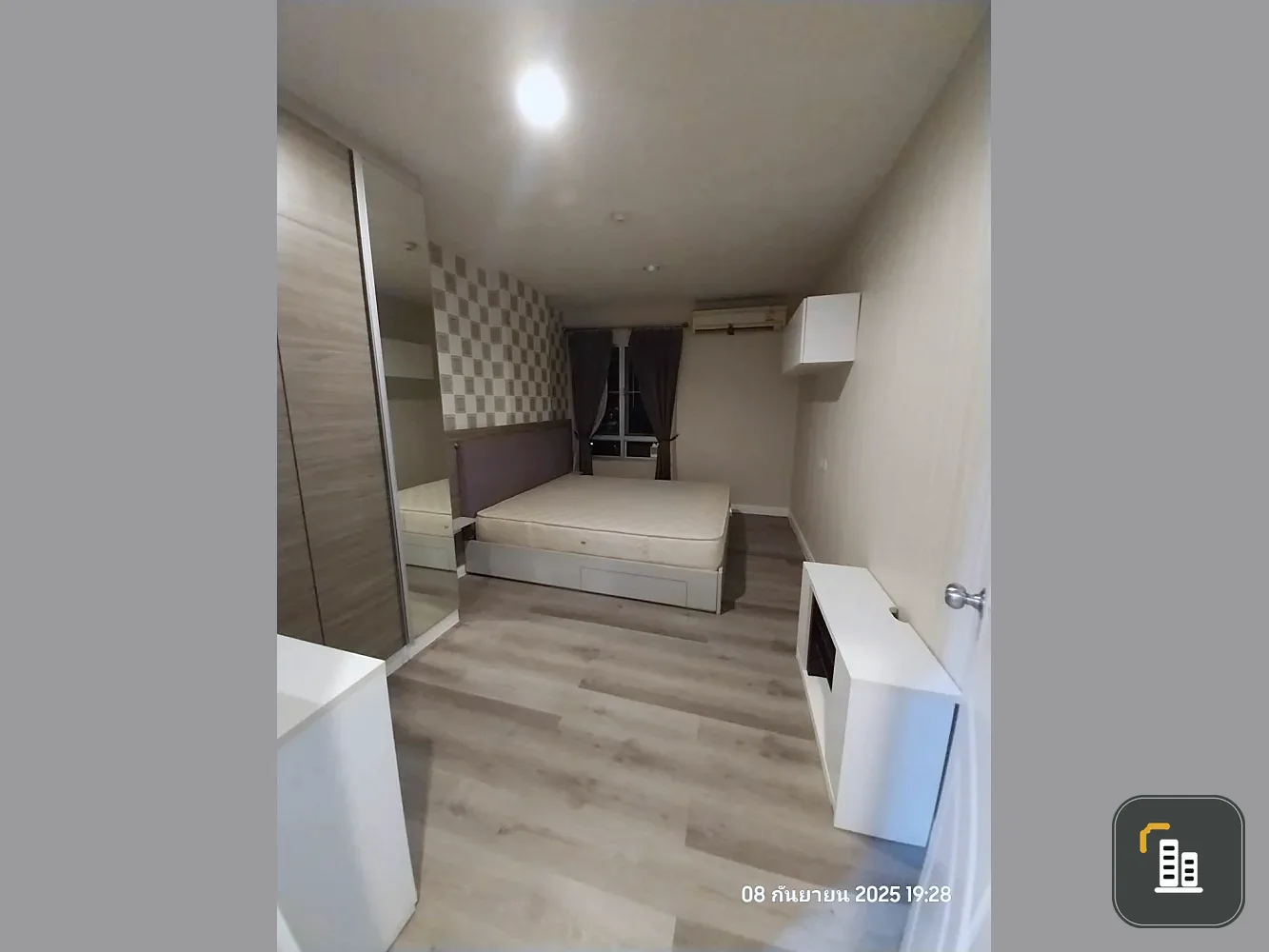 Condo for sale at Chambers Ramintra. Spacious room with plenty of usable space. Come and get it now!