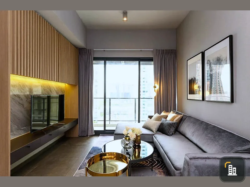 For sale or rent: The Lofts Asoke, beautifully decorated and ready to move in, in a luxurious building in Asoke. Don't miss it!