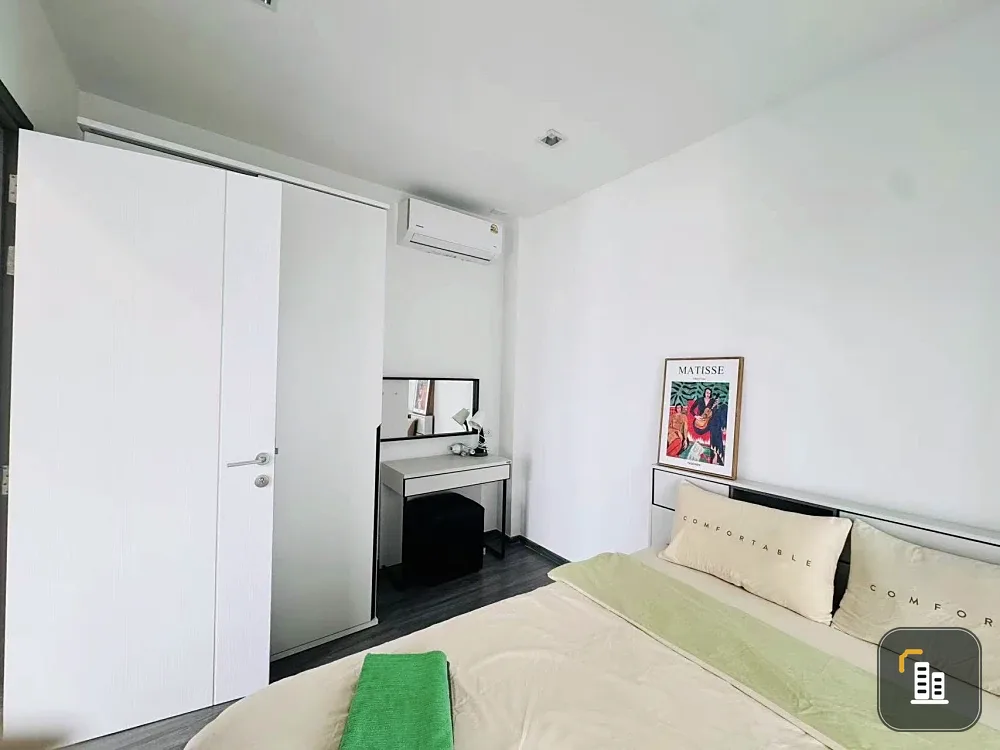 Condo for rent: The Rich Sathorn–Taksin. Large room, plenty of usable space, great value. Just bring your belongings and move in.