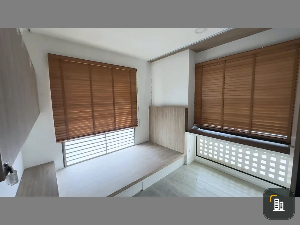Kensington Kaset Campus for sale, spacious room, lots of usable space, good location, comes with complete facilities, reserve now.