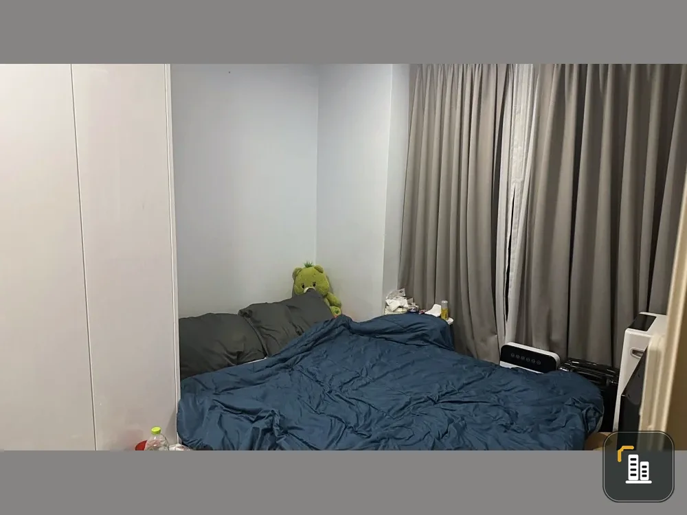 For rent: Kensington Phahon-Kaset, 2 bedrooms, 2 bathrooms, not very high, plenty of usable space, must arrange.