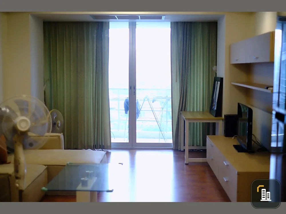 The Rajdamri for rent, room with plenty of usable space, fully furnished, if you don't book, you'll really miss out.
