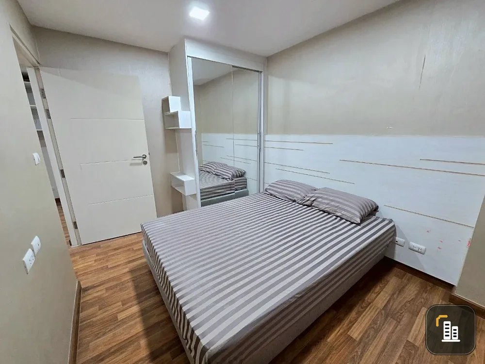 For sale: Clover Ladprao 83, a lovely room in a great location, fully furnished and equipped. Reserve now!