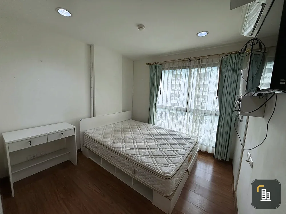 For sale: The Estate Thapra, 5th floor, corner room, great location, fresh air, quiet atmosphere, perfect for relaxation.