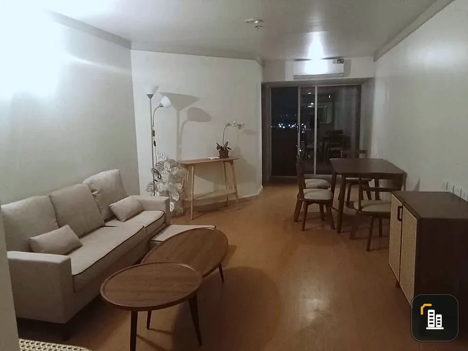 For rent: Waterford Diamond Sukhumvit 30/1, 2 bedrooms, 2 bathrooms, highest floor, very good breeze. Can you not reserve it?
