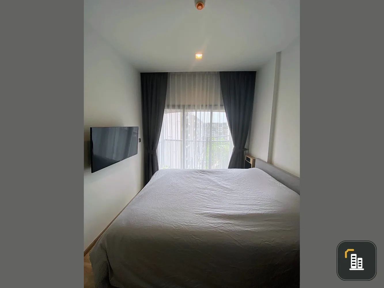 For sale: Kawa Haus Onnut 77, 1 bedroom, 1 bathroom, fully furnished, large black sofa, comfortable to sit on, don't miss out!