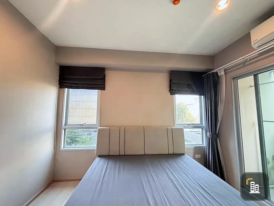 For sale or rent: Niche Mono Sukhumvit-Puchao. Spacious and comfortable room with full furniture. Don't miss it!
