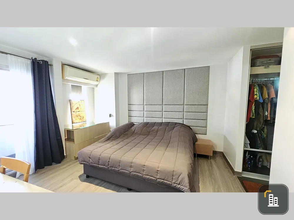 For sale or rent: Family Park Ladprao 48, a lovely room with a built-in headboard and fully furnished. Don't miss out!