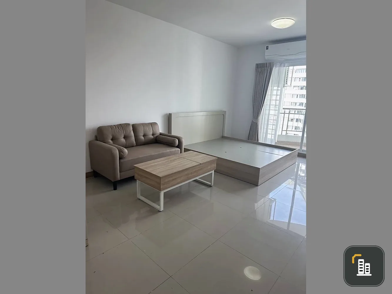 For sale: Supalai River Resort, high floor room next to the Chao Phraya River, fully furnished, don't miss out!