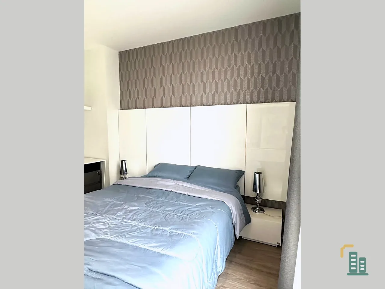 For rent: Rhythm Ekkamai, private corner location with garden view, fully furnished, book now!