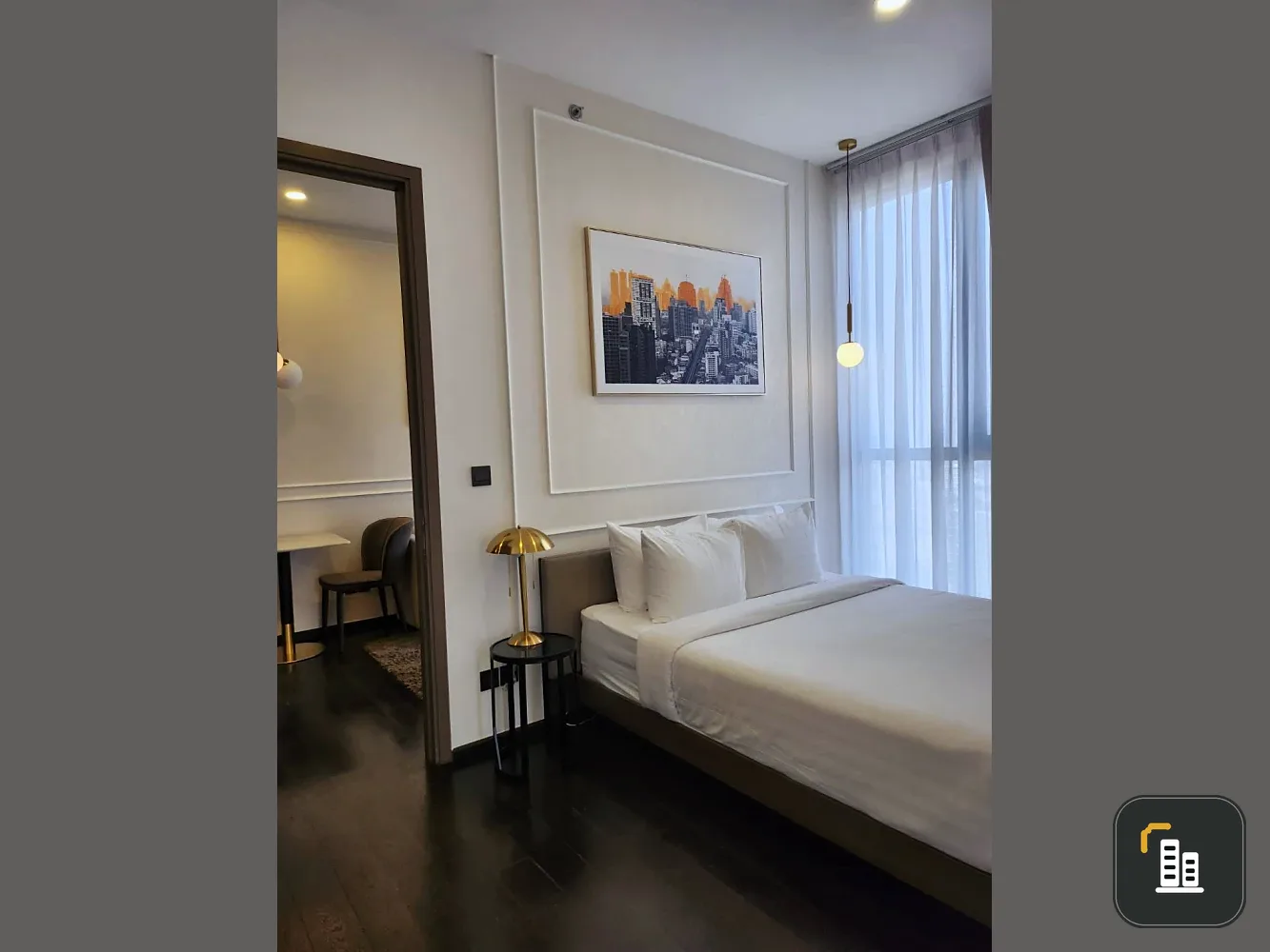 For rent: Park Origin Thonglor, Building B, very high floor, spacious room, fully furnished, very attractive.