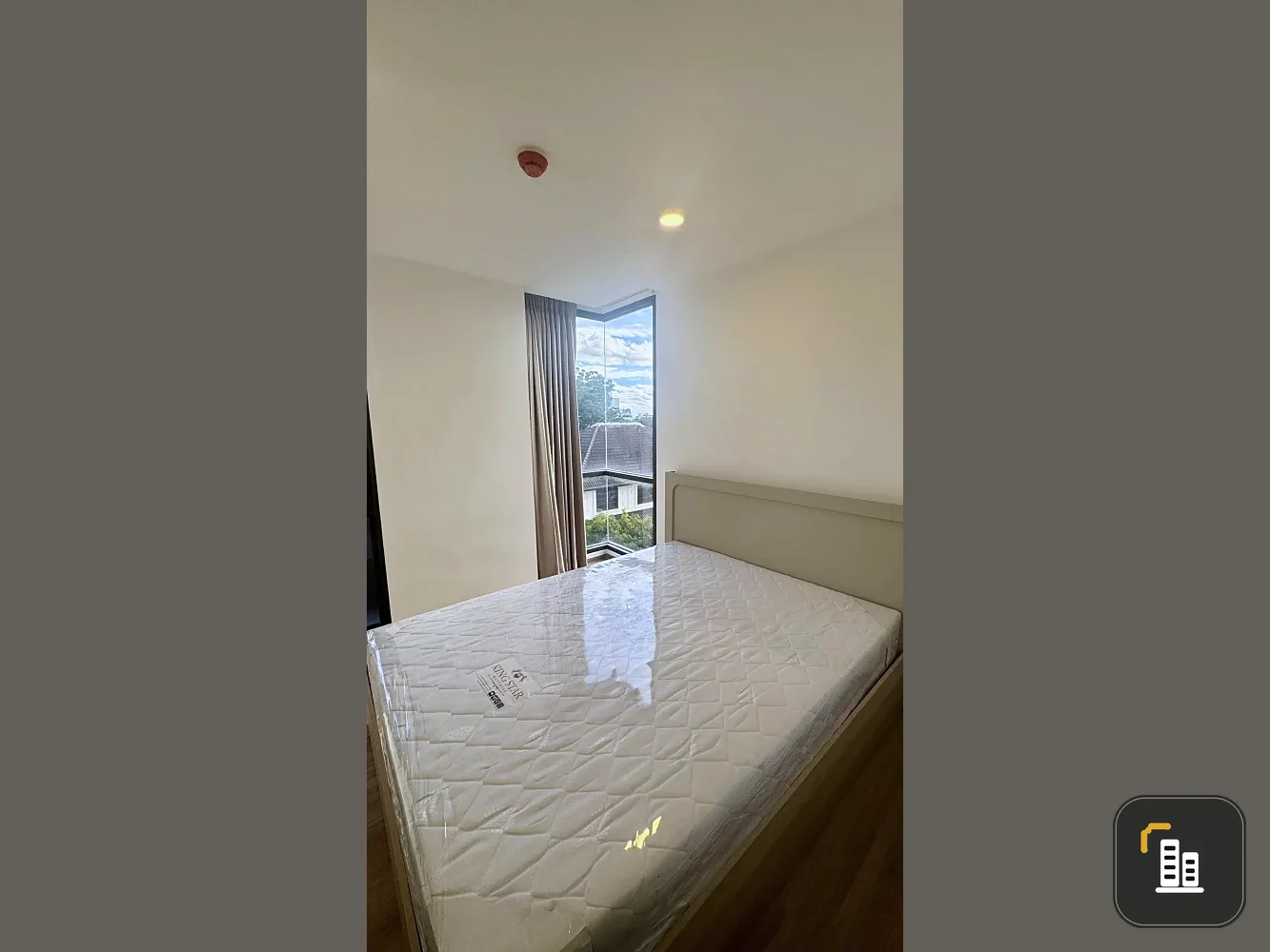 For sale or rent: CYBIQ Rama 9-Ramkhamhaeng 24, spacious room, comfortable living, pets allowed, fully furnished, reserve now!