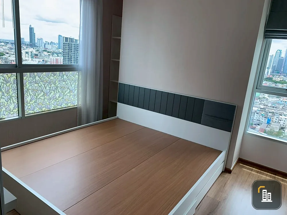 For sale: Fuse Chan Sathorn, 2 bedrooms, 26th floor, ready to move in. If interested, hurry and reserve now!