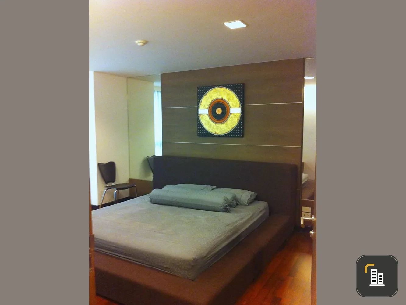 For rent: DLV Thonglor 20, spacious room, comfortable, fully furnished, hurry and reserve now!