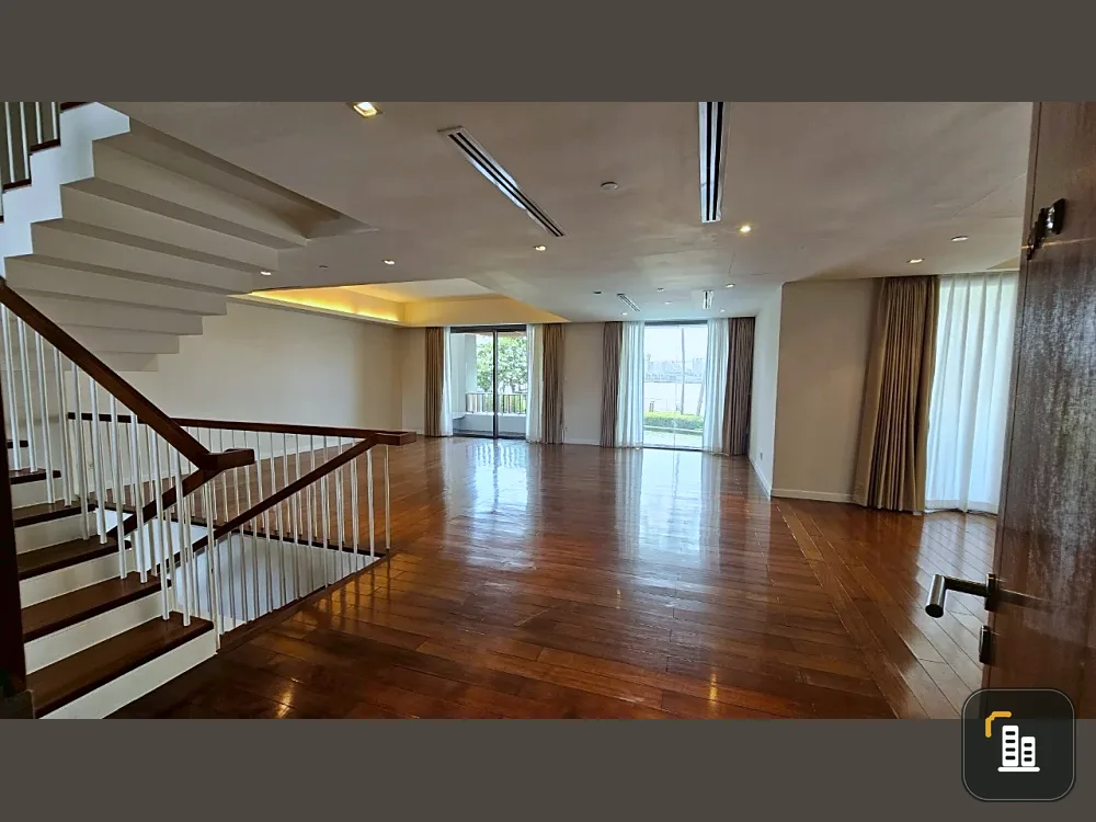 For sale: The Pano Rama 3, a luxury island villa on the Chao Phraya River, spacious area, single-family home feel, with a private swimming pool.