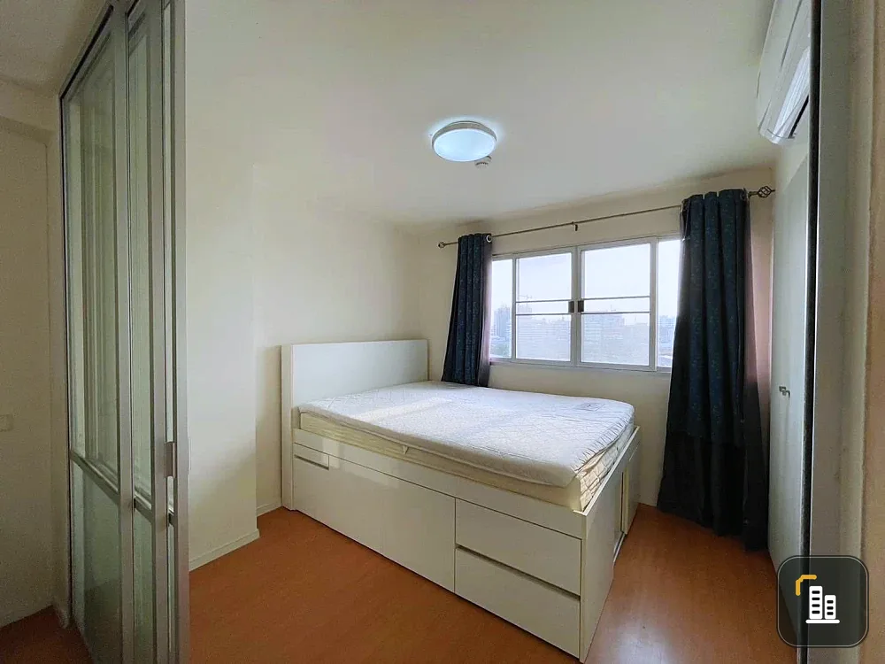 For sale: Lumpini Condotown Chonburi - Sukhumvit. Nice room, good location, full facilities. Don't miss it!