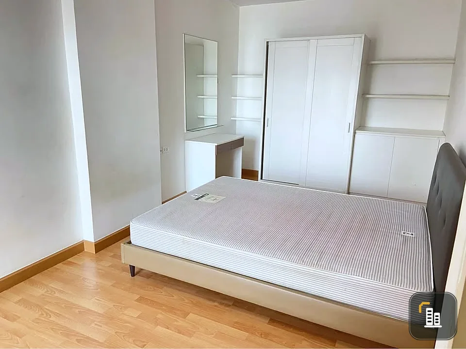 Urgent sale! Supalai City Resort Ratchada, ready to move in, fully equipped with amenities. Come reserve now, don't miss out!