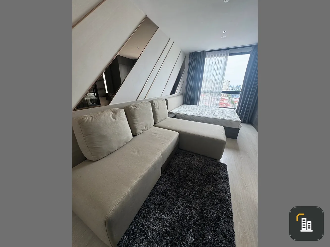 Elio Del Nest for sale, a lovely room with well-built walls, complete furniture and amenities. Reserve now!
