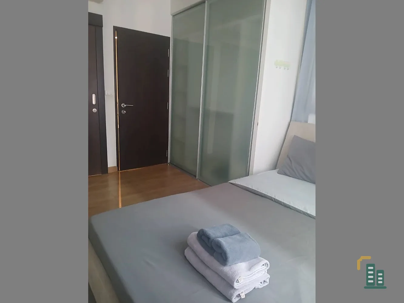 Urgent sale! The Address Sukhumvit 42, ready to move in, lots of usable space. Hurry and reserve now. Don't miss out!