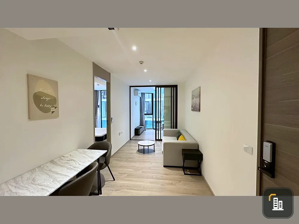 Fynn Asoke for rent, fully furnished with all necessary features and appliances, ready to move in immediately. Don't miss out!